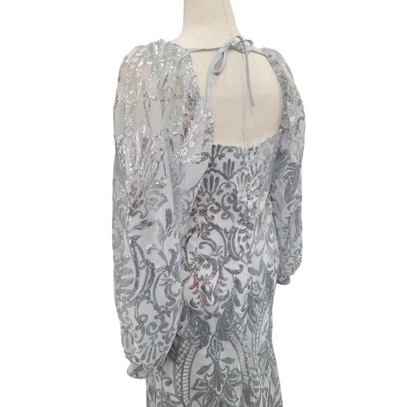 NWT Long Sleeved Patterned Sequin Gown Size 16 XL - Picture 11 of 12